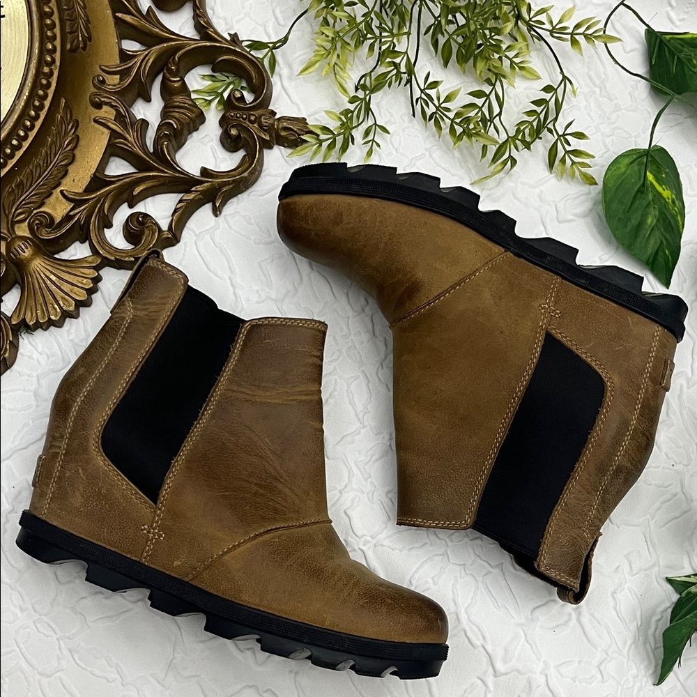 Sorel Joan of Arctic Wedge II Chelsea Boot